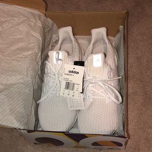 Adidas ultraboost NWT!!